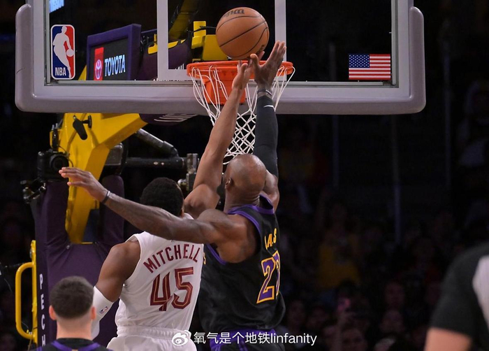 对手：詹姆斯防守被低估！他单防莫布里、限制骑士进攻！|湖人|阿特金森|詹姆斯·哈登|洛杉矶快船队|体育赛事讨论_新浪体育_新浪新闻